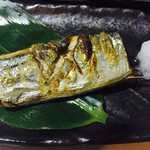 Dining Bar Yujiro - 夜のご馳走たち
                      出始めの秋刀魚さん