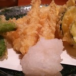 Tokyo Dosanjin - 野菜天アップ