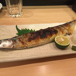 馳走屋ひゃく - 秋刀魚の塩焼き