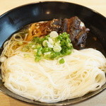 Nariko Maya - 焼さばそうめん（870円）
