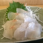 まぐろの大将 - スズキの刺身