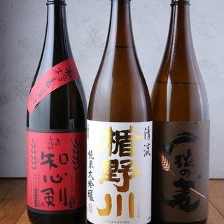 焼酎・日本酒各種あります。
