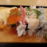 産地直送市場 - 豪快こぼれ寿司