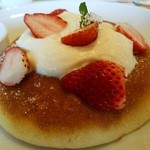 ガスト - いちごとマスカルポーネのパンケーキ