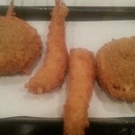 串揚げ つぼみ - しいたけ（180円）・海老（200円）