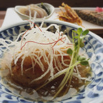 御厨 菜 - メインのハンバーグ
