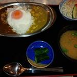 味彩 - 神代あいがけカレー