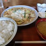 Seimiya Daishokudo - 特炒め定食(800円)
