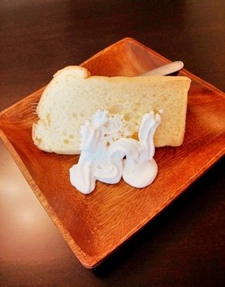 Musubi Kobo - シフォンケーキ 380円 2016/04