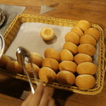 Steak Gusto Oomuta Ten - パン