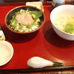 讃岐うどん市 - ネギとろ丼・かま玉うどんセット