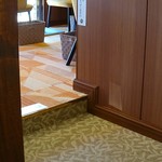 8代葵カフェ - 店内には段差があります