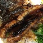 牧原鮮魚店 - うなぎの断面
