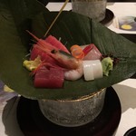 Restaurant Bellevue - お造り五種盛り  中トロあり
