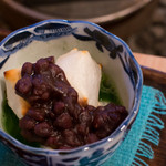 赤門茶屋 - 奥に濃茶がみえます