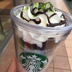 スターバックスコーヒー - チョコレートケーキトップフラペチーノ®️with抹茶ショット  トールサイズのみ『税別620円』
ホワイトモカシロップへ変更  ホイップ増量
チョコレートソース追加  
