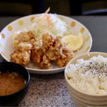 Coffee House Shinshin - 真心からあげ定食