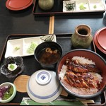 魚房 - 鰻どんぶりひつまぶし