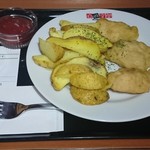 Jiyu Kukan Sugamoekimaeten - から揚げ&ポテト \400