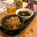 おばんざいとお酒 まるぼし。 - ＊この日のお通し
            （切干大根の煮物、もずく酢、紅芋ポテトサラダ）