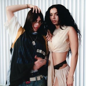 Bild för 'Charli xcx & Billie Eilish'