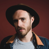 e2b984-20150824-james-vincent-mcmorrow2.png