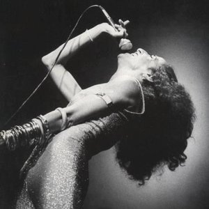 “Maria Bethânia”的封面